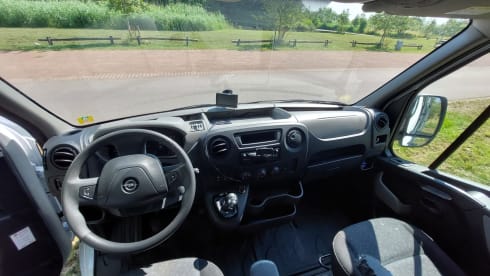 Vansy – Self-build camper van