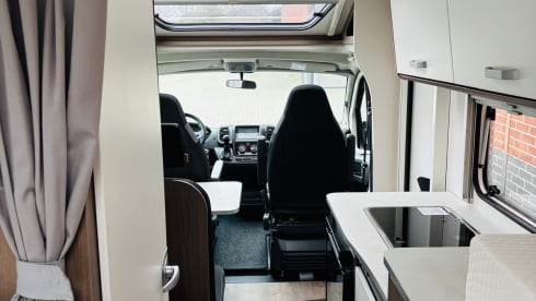 Making Memories 2 – Citroen Carado 337 Half Integraal uit 2025 automaat 