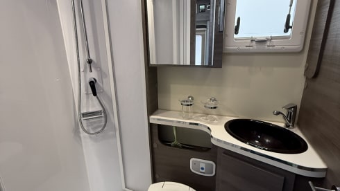 5 sterren huis op wielen  – 6p McLouis integrated uit 2018