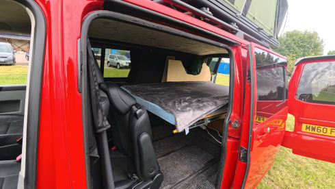 Poppy – 4 berth Volkswagen campervan from 2011