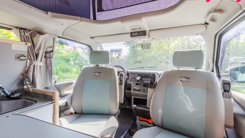 Classic 4p Volkswagen T4 California Westfalia from 2002