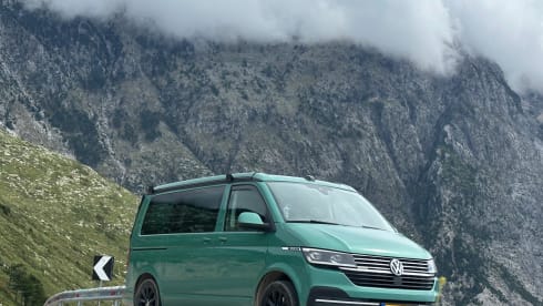 FREE MILEAGE! Travel with this VW California Ocean Bulli T6.1