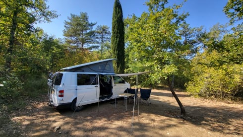 Bussie – 2p Volkswagen campervan uit 2014