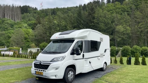 “ Dushi “ – Adria Matrix Axess 590ST compact, semi-integral from 2020