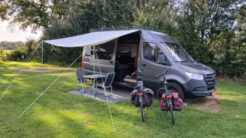 Chris & Ride – 2p MB sprinter OFF-GRID from 2019