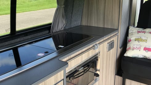 Betty – 2 berth 2018 VW Campervan