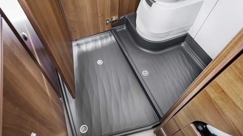 Eddie – All-round mobile home self-sufficient Vantourer 600D