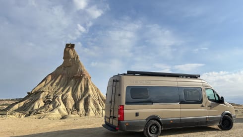 2p Volkswagen bus from 2012