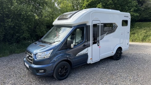 Autotrail Excel 620G with Pop Top Roof