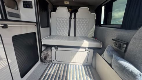 Jonathon – 4 berth Vauxhall campervan from 2018