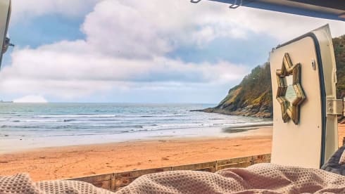 Zink outdoors  – 3 berth quirky camper 