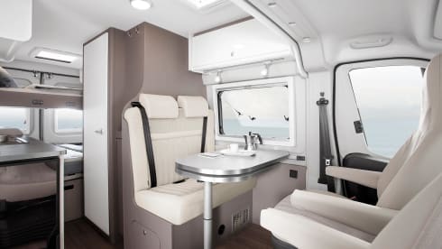 Premium model – Etrusco CV600 BB (ideal bus camper for Spain and Portugal)