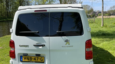 HNB-47-G – 2p Fixxter campervan from 2019
