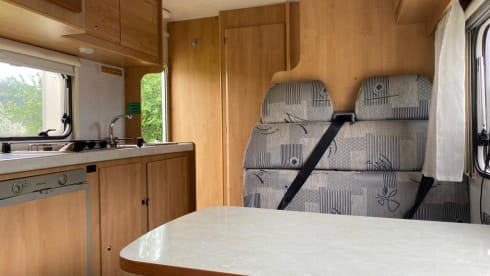 Elenor – Elenor, Ducato Clipper, 6 berth 6 belt on a normal car licence