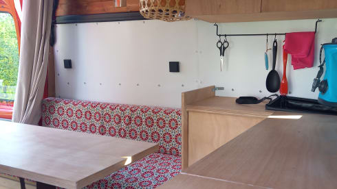 Autobus Opel Vivaro 2p del 2014