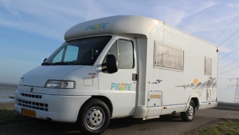 Pilote – 4p Fiat integrated uit 2002