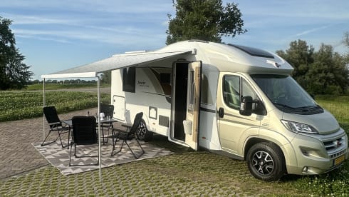 Bürstner Ixeo Time – 4p Bürstner semi-integrated from 2015