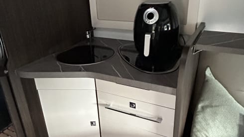 4p Benimar semi-integrated uit 2023