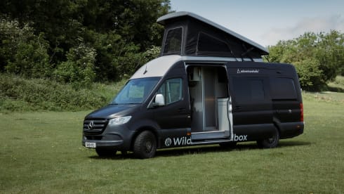 Avandra  – Avandra – All-Season Adventure Campervan 🚐✨