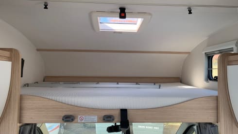 Sunlight A68 2022 - 6 Berth With 6 Belted Seats - Motorhome In London