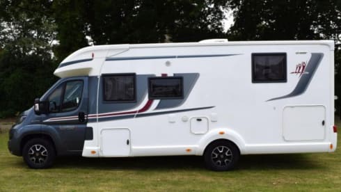 Rapido – Modern 4p Rapido 696F premium edition