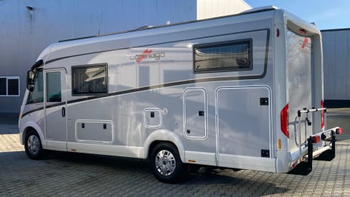 Luxury Family Carthago integral motorhome from 2019 - 4 pers