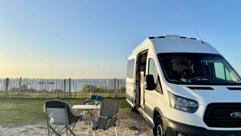Paule – Get into your VanLife experience with our Paule!