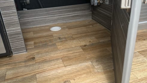 Acorn – 4 Berth Luxury VW Pop Top Campervan Loch Lomond