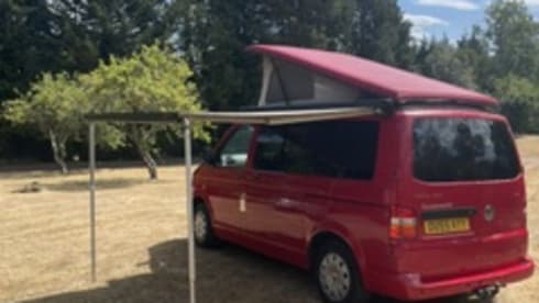 Volkswagen campervan met 4 slaapplaatsen uit 2005