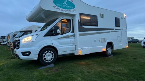 Eze – HR Adventures - Rimor Kilig 9 - 6 berth, 6 seat belt Motorhome