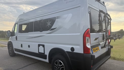 4p Karmann bus from 2024