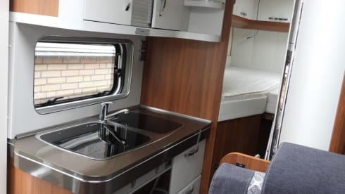 A compact, luxurious 2/3p camper BJ 2018