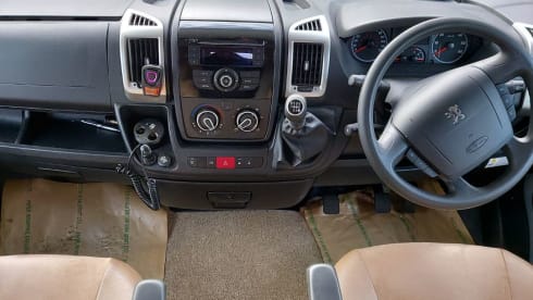 Ann Oak – 6 people motorhome