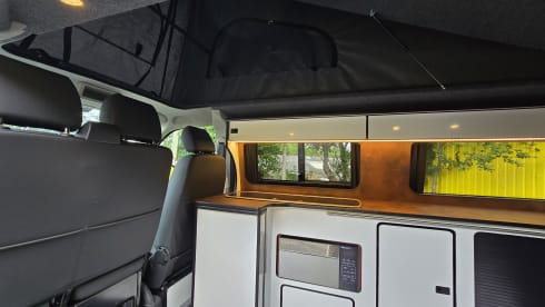 Busbie – 5 berth Volkswagen campervan from 2016