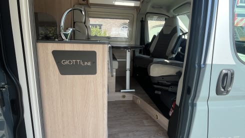 4p Giottiline from 2025 with air conditioning in living area 