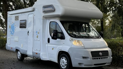 5 person Bavaria alcove camper