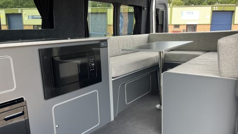 Camperlife – 3 berth Ford campervan from 2021