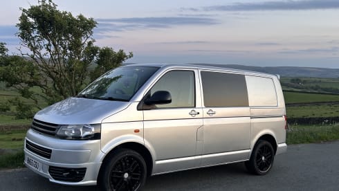 Luxury Clean VW Transporter For hire 