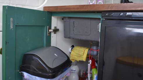 Barry – Unique off-grid oldtimer Mercedes 508 camper