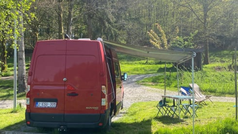 Off-grid campervan met twijfelaar stapelbed!