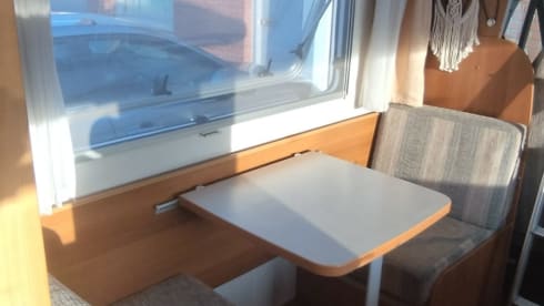 Very spacious family motorhome, 6 seats with belts