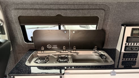 Bobby – Volkswagen campervan met 4 slaapplaatsen uit 2015