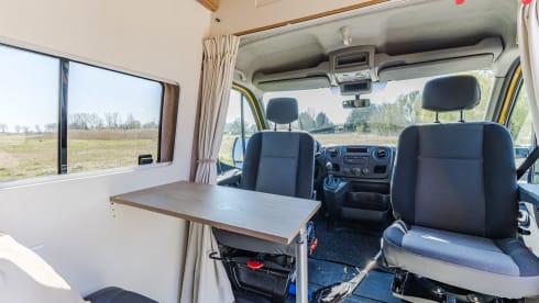 Extra high luxury off-grid camper for 2 adults and 1 child 