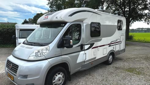 3p Adria Mobil semi-integrated uit 2011