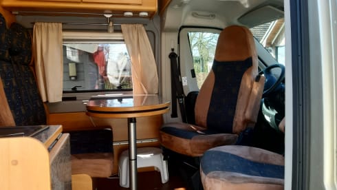 Roadcruiser – 3p Pössl bus uit 2012