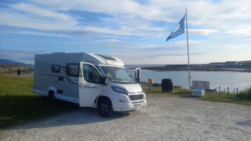 BETTY – ELDDIS VOGUE 155