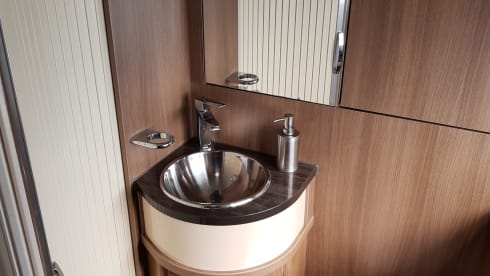 4p Chausson semi-integrated from 2013