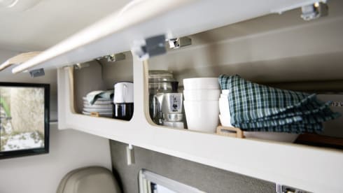 Milano – NEW (year 2023) DETHLEFFS GLOBETRAIL 640EB BUS CAMPER 