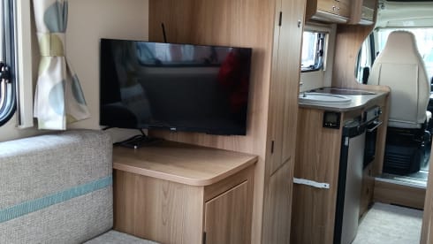 Henry – 6 berth Bailey semi-integrated from 2017