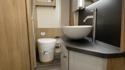 The Kub – The ultimate luxurious motorhome